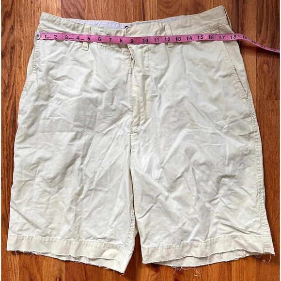 Abercrombie & Fitch‎ Shorts Men's 34 Beige Flat Front Chino 10" Inseam Shorts - Picture 7 of 12